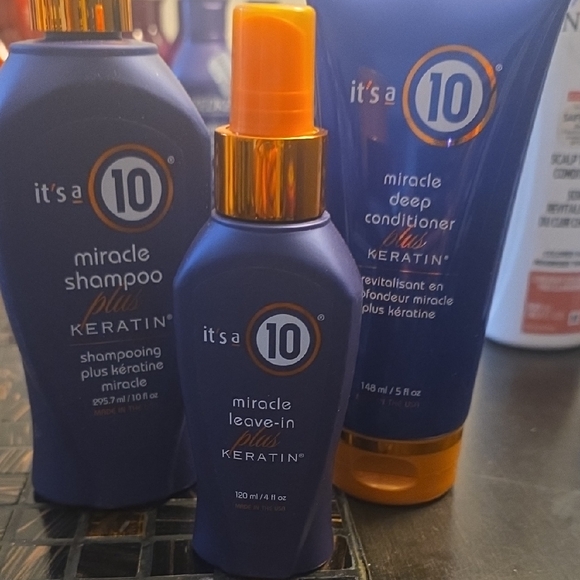 Blue and Orange Shine Shampoo for Sleek Hair - Picture 1 of 1